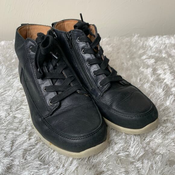 Vionic Black Leather Ankle Boots Shoe Shawna Sz 9 - Picture 1 of 9